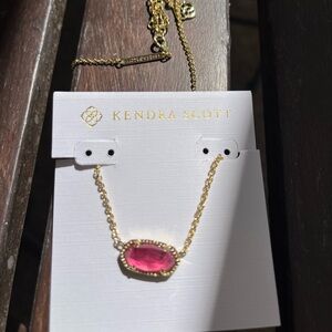 🎀New Kendra Scott Elisa Oval Pendant Short Necklace in Azalea Illusion Gold✨